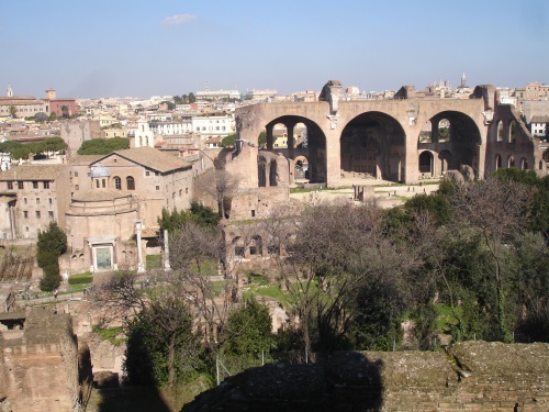 Basilica De Majencio